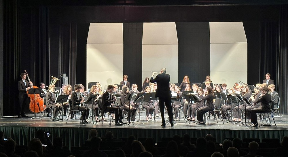 Medfield HS Jazz Ensemble and Concert Band Winter Concert